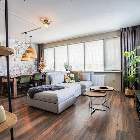 The Lion King - 6 Person Linked Apartment With Roof Terrace 흐로닝언 외부 사진