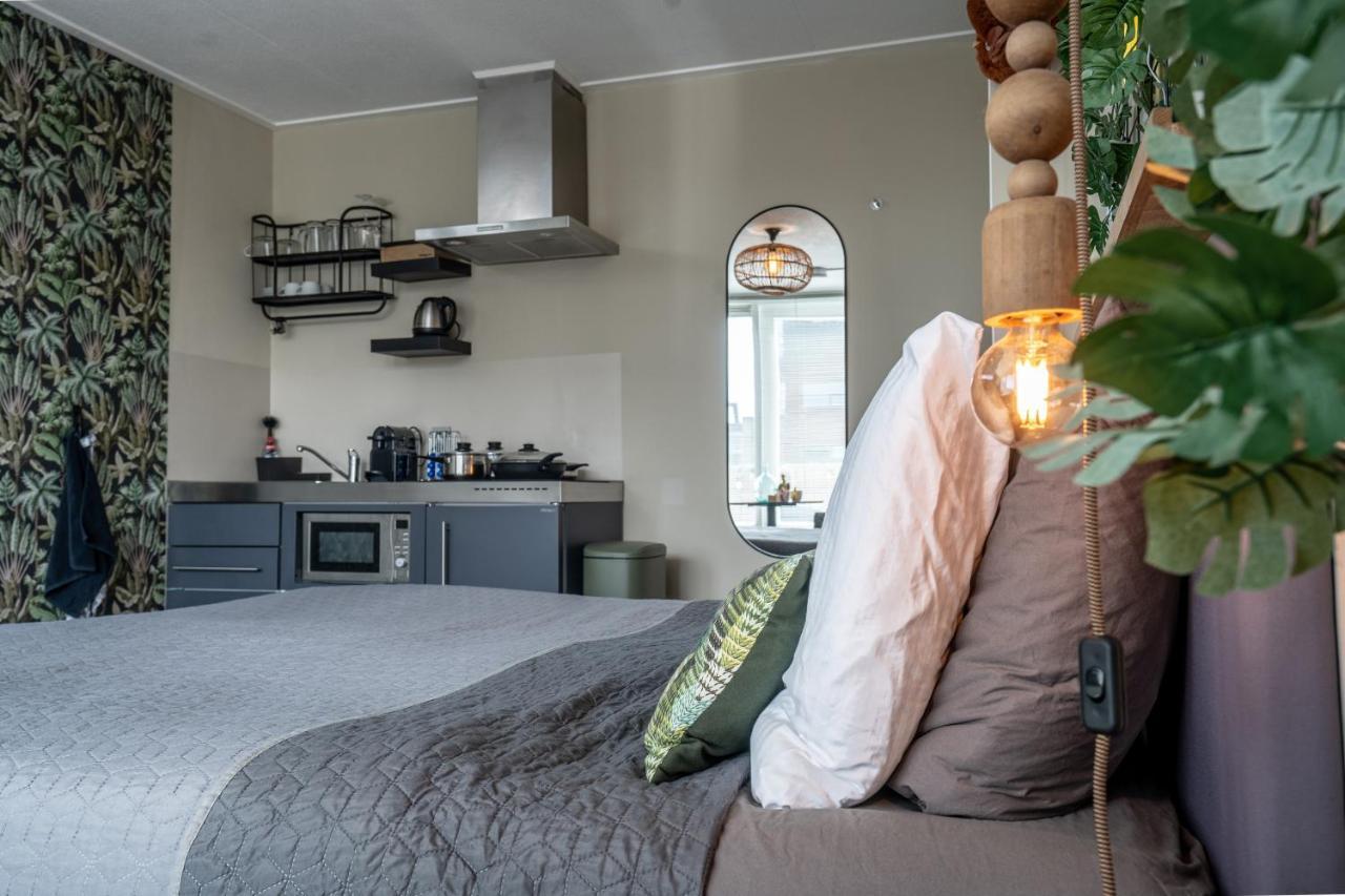 The Lion King - 6 Person Linked Apartment With Roof Terrace 흐로닝언 외부 사진