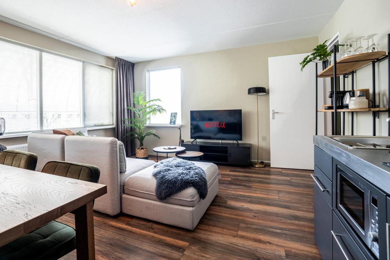 The Lion King - 6 Person Linked Apartment With Roof Terrace 흐로닝언 외부 사진