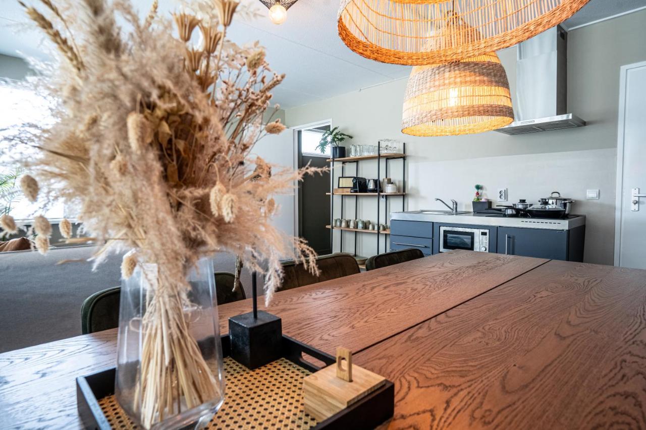 The Lion King - 6 Person Linked Apartment With Roof Terrace 흐로닝언 외부 사진