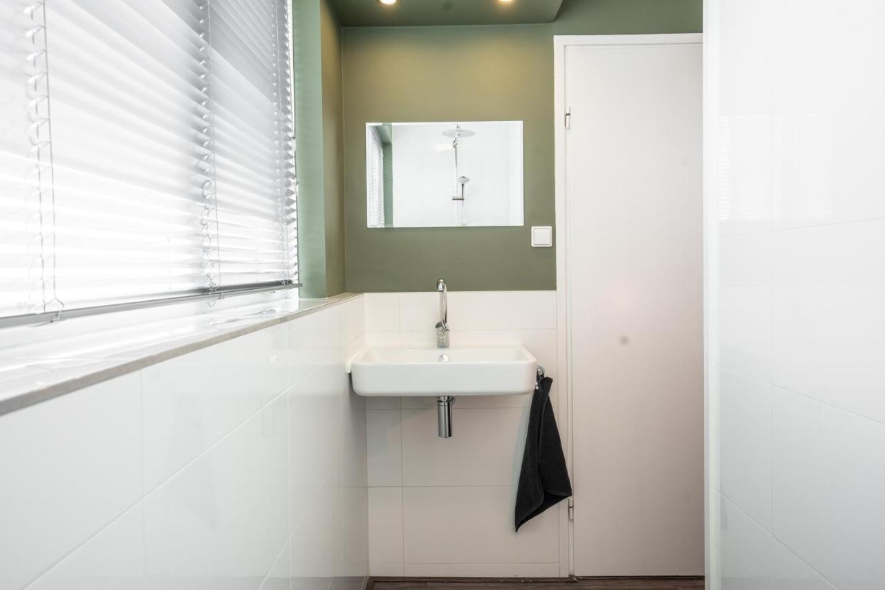 The Lion King - 6 Person Linked Apartment With Roof Terrace 흐로닝언 외부 사진