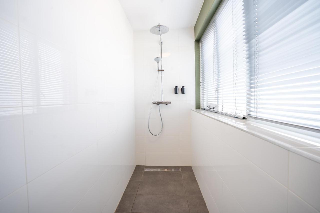 The Lion King - 6 Person Linked Apartment With Roof Terrace 흐로닝언 외부 사진