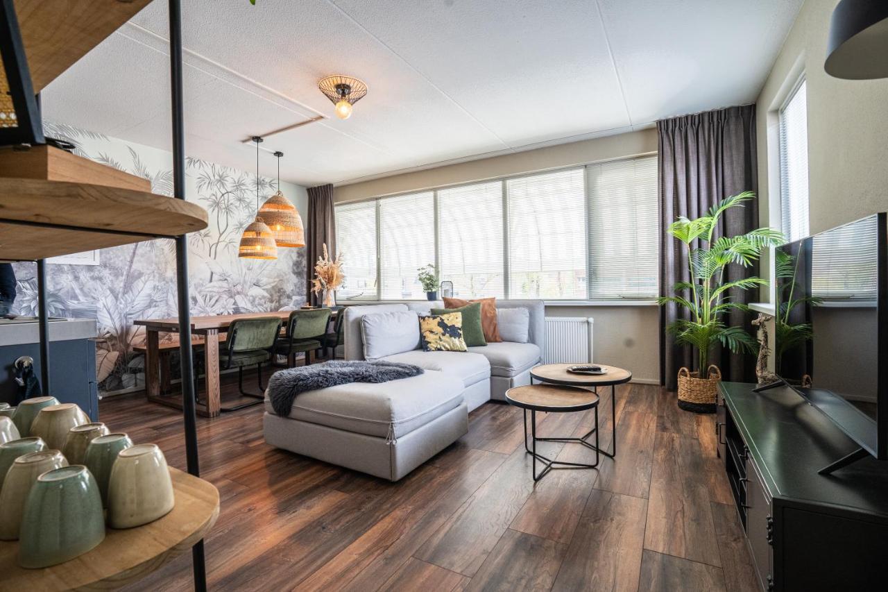 The Lion King - 6 Person Linked Apartment With Roof Terrace 흐로닝언 외부 사진
